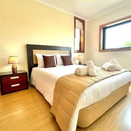 Torreirinha Holiday home *