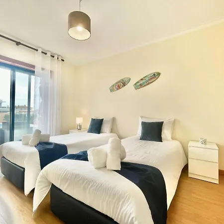 Torreirinha Holiday home *